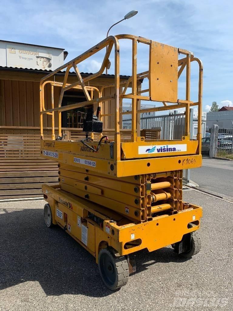 Haulotte Compact 12 Scheren-Arbeitsbühnen