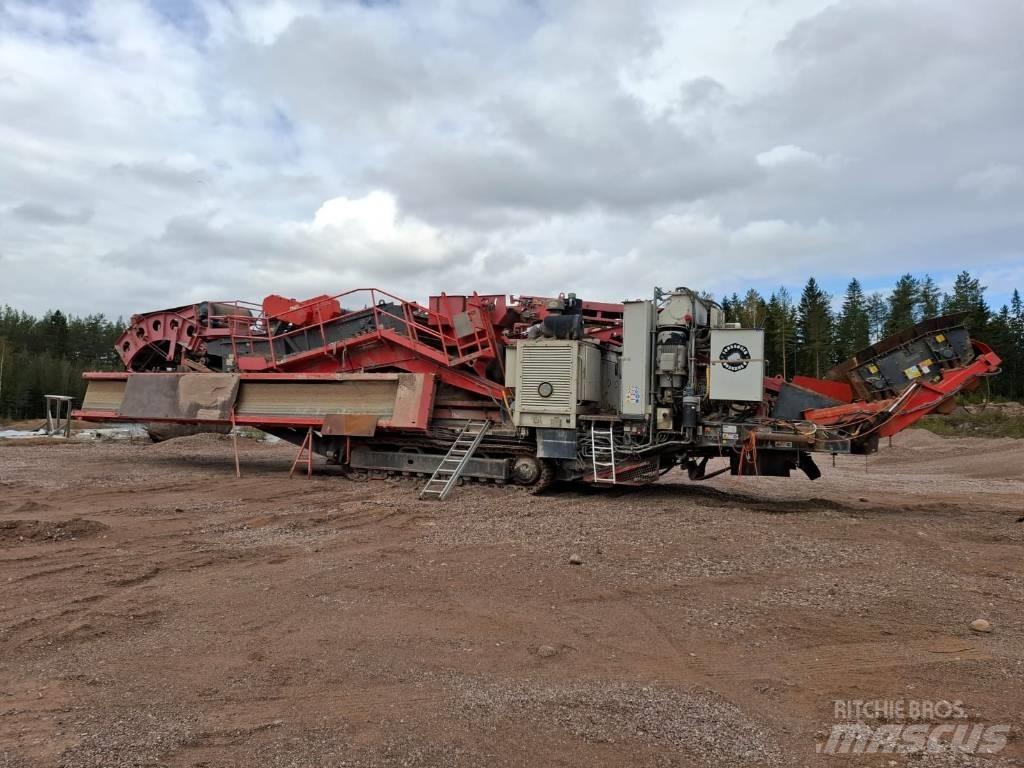 Sandvik UH 450 E Mobile Brecher