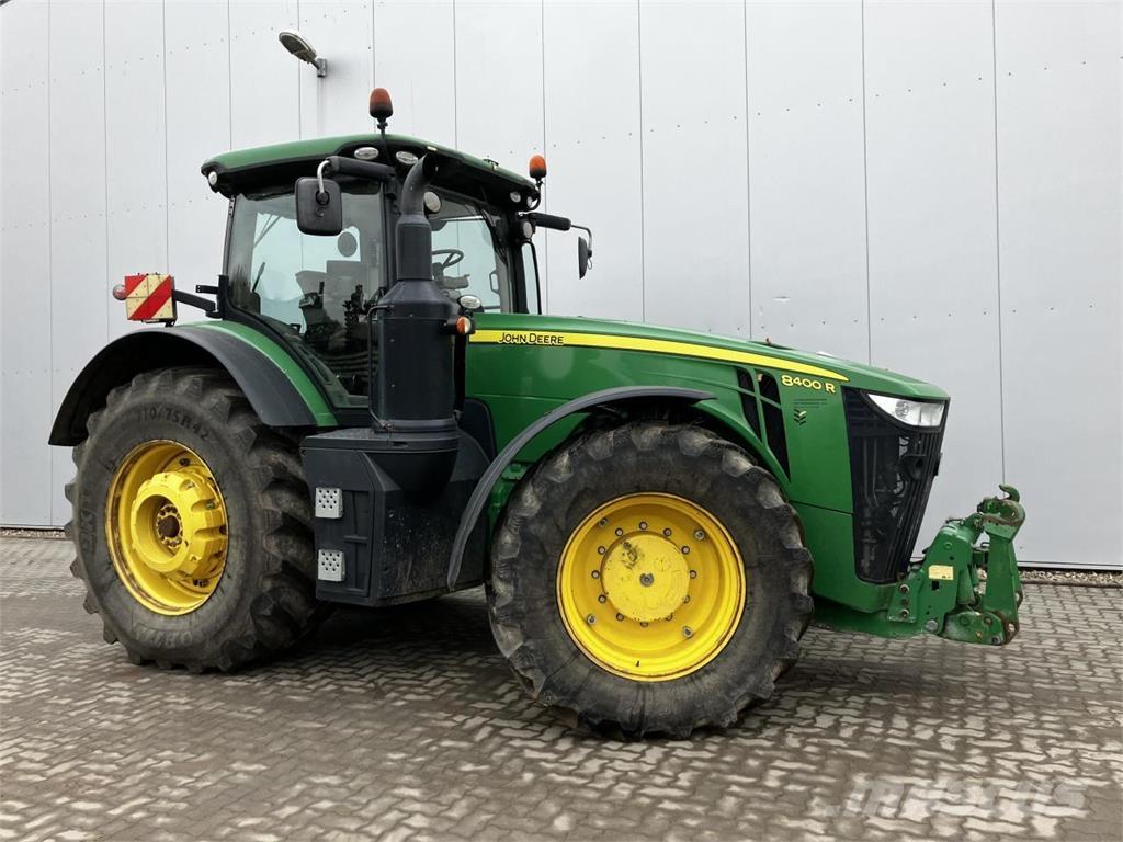 John Deere 8400R Traktoren