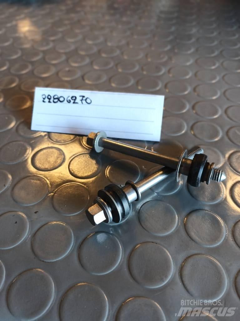 Volvo SCREW 22806270 Transport Sonstige
