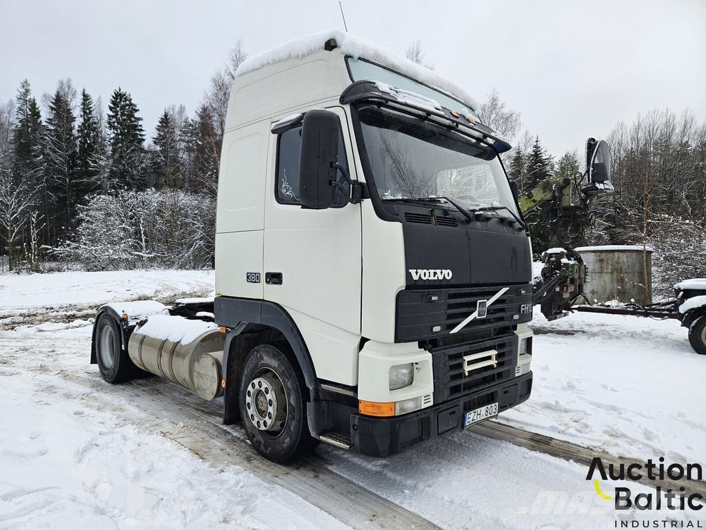 Volvo FH12 Sattelzugmaschinen