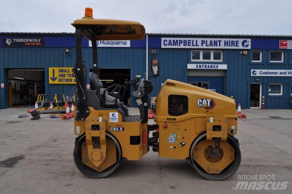 CAT CB 4.0 Tandemwalzen
