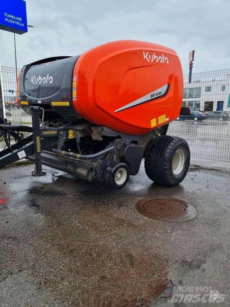 Kubota BF 3255 Rundballenpressen