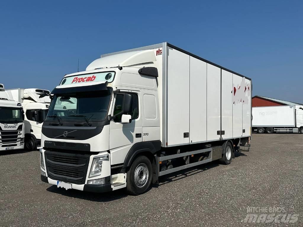 Volvo FM serie 3801 Kofferaufbau