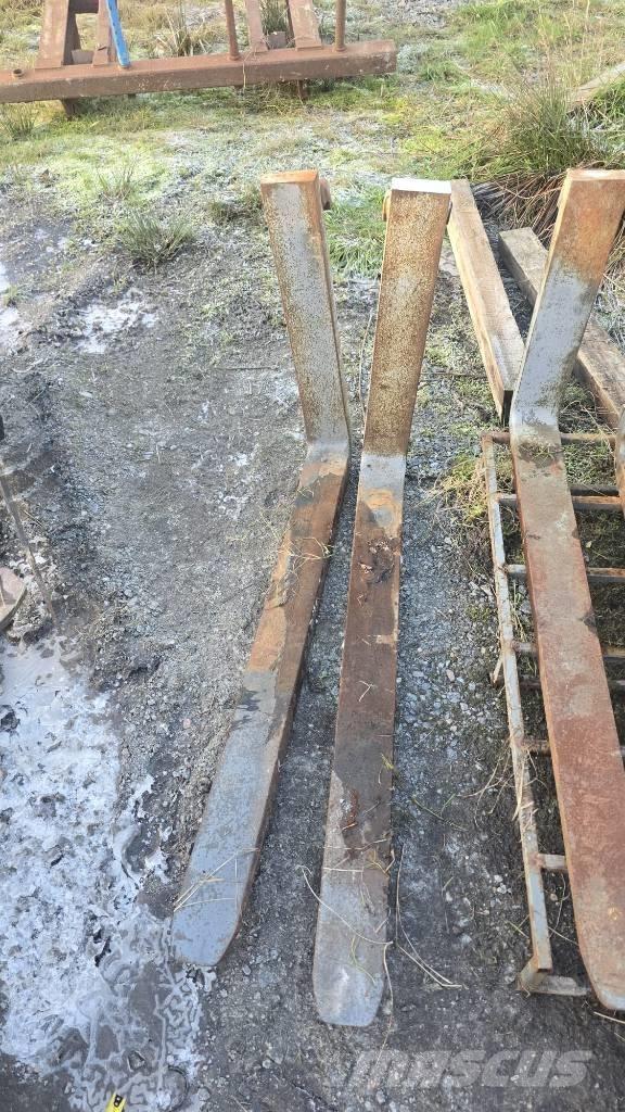  Pallgafflar 980kr Radlader