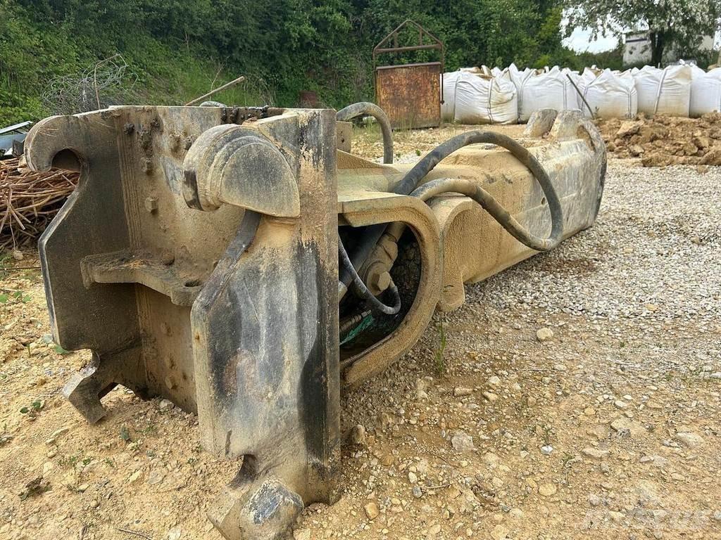 Montabert V55 Hammer / Brecher