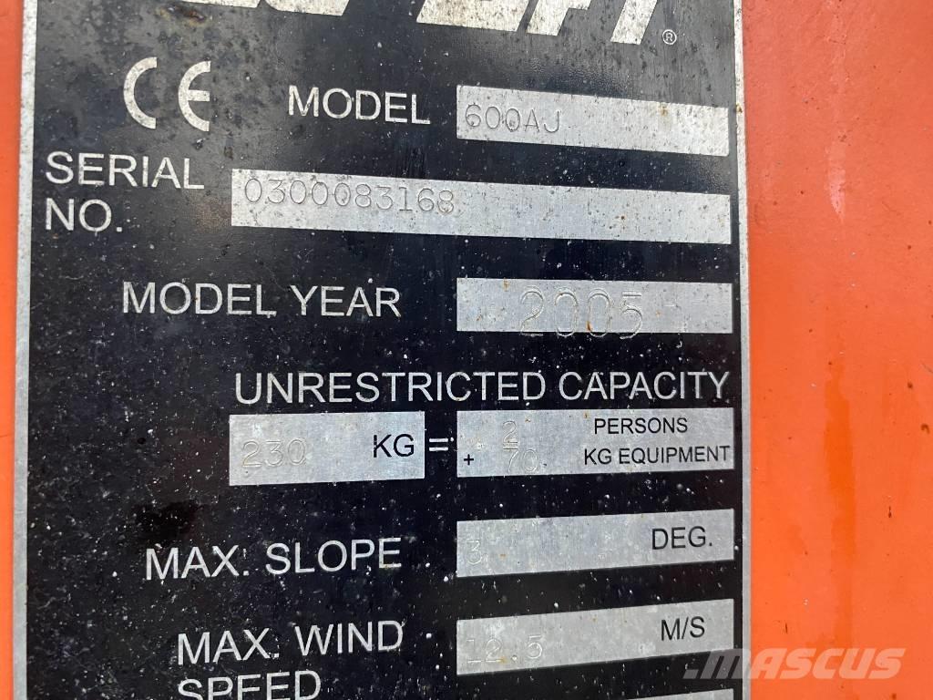 JLG 600 AJ Gelenkteleskoparbeitsbühnen