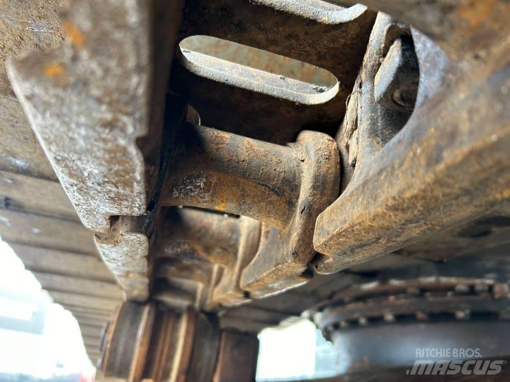 Hitachi ZX 210 LC-3 Raupenbagger
