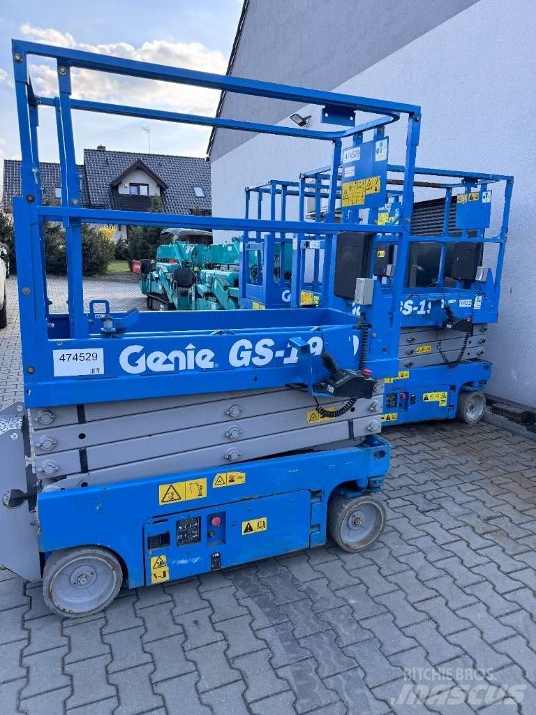 Genie GS 1930 Scheren-Arbeitsbühnen