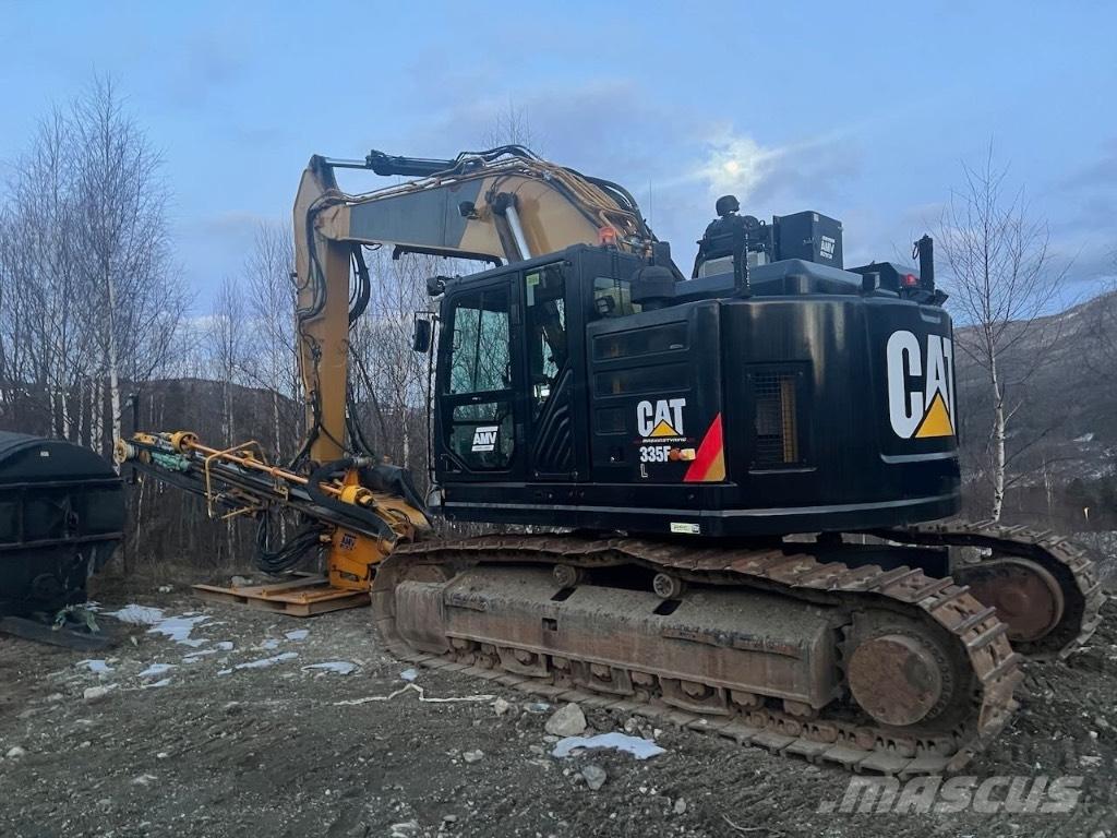 CAT 335 F L CR Oberflächenbohrgeräte