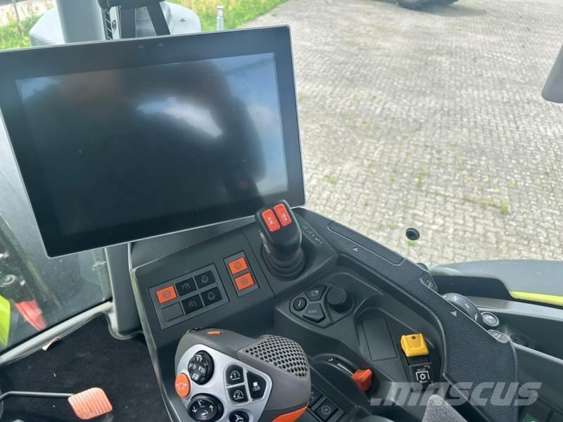 CLAAS Axion 960 Traktoren