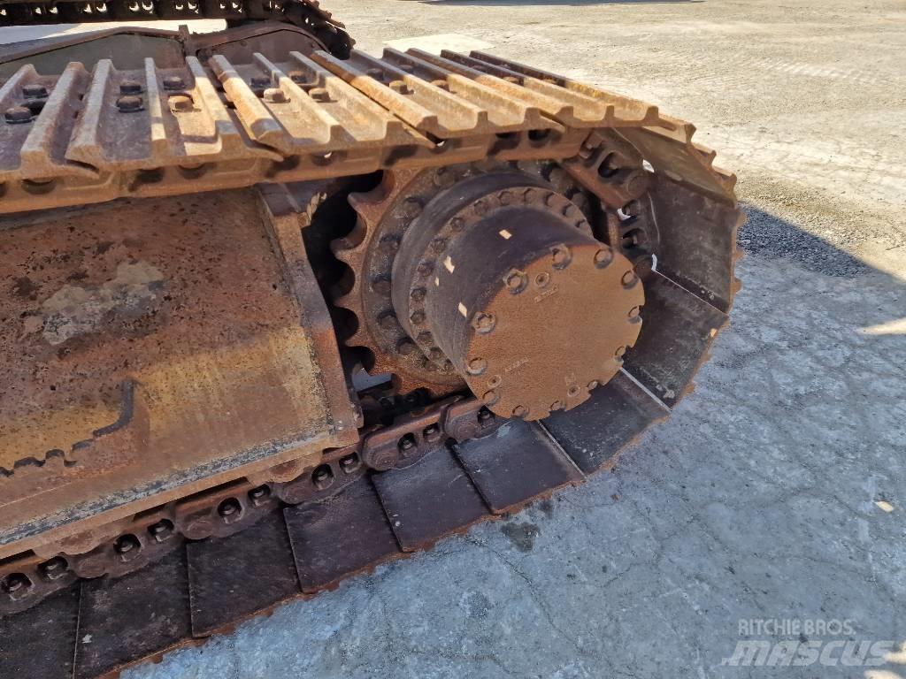 Hitachi ZX 210 LC-6 Raupenbagger