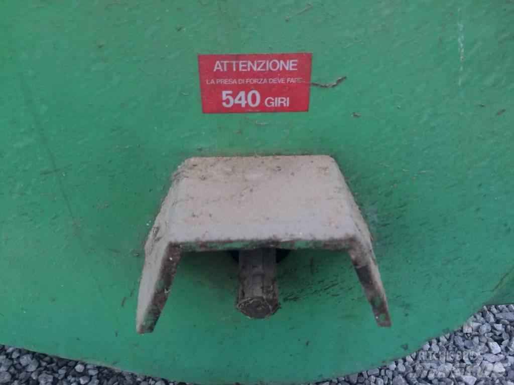  Strahl  700 Sonstige Landmaschinen