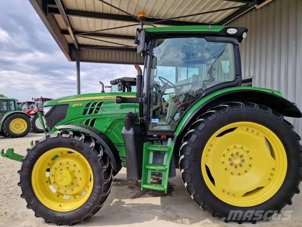John Deere 6115 R Traktoren