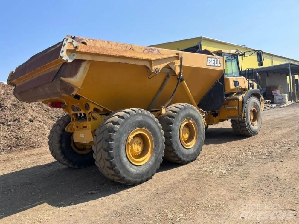 Bell B30E Dumper - Knickgelenk