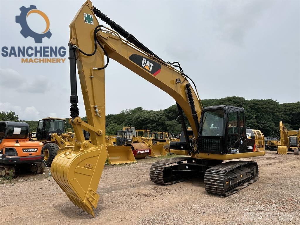 CAT 320 D2L Raupenbagger