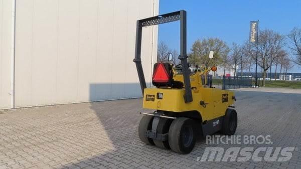 Sakai TS 160 Gummiradwalzen