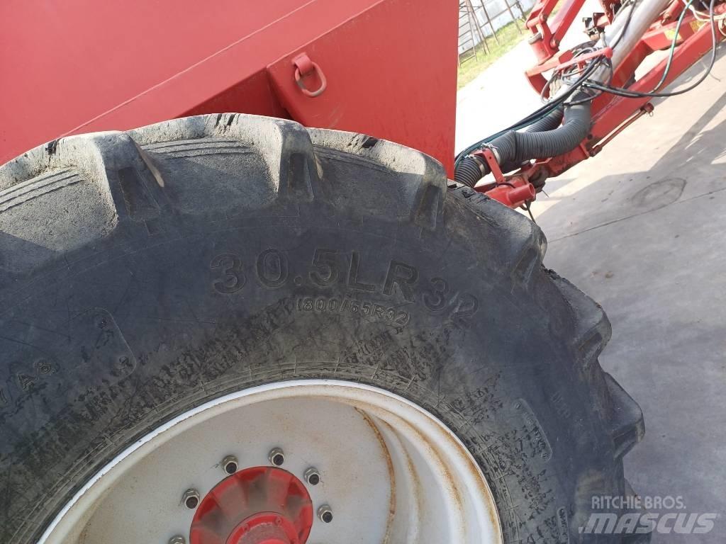 Agro Soyuz Turbosem Präzisionssaatmaschinen