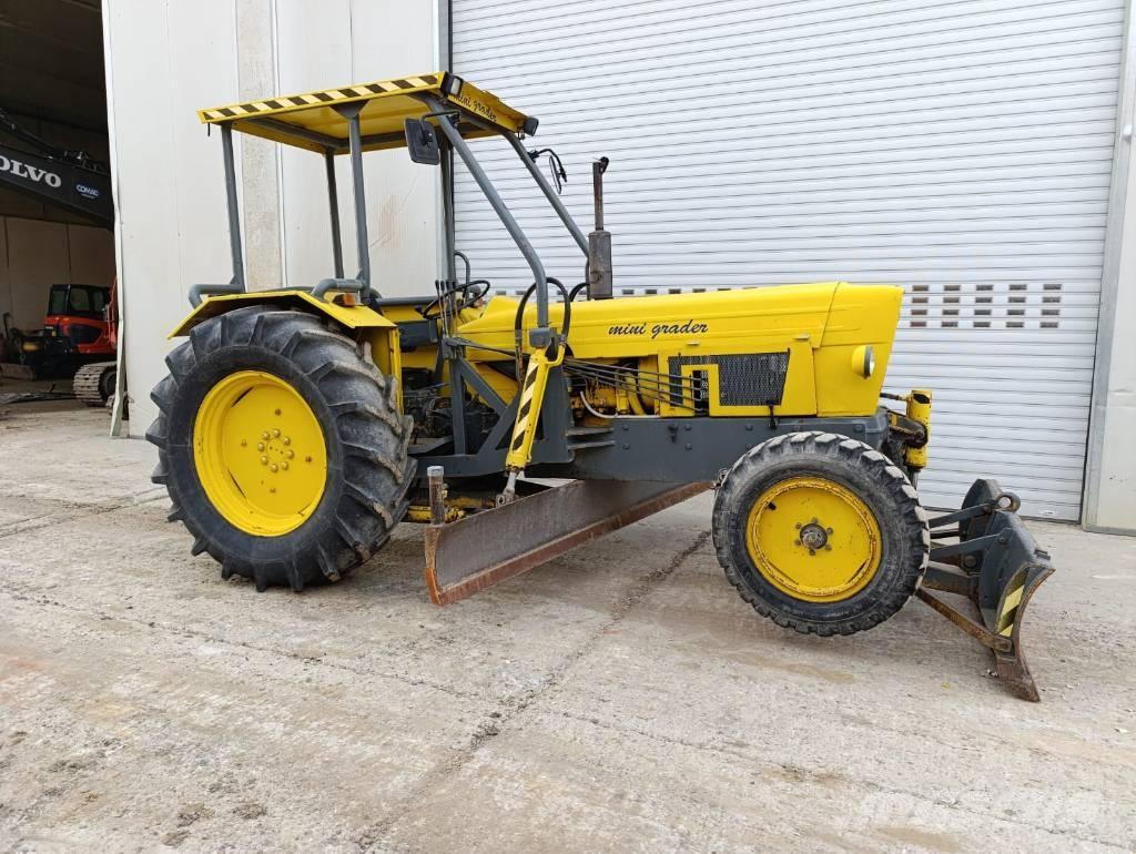 Ford Minigrader Grader