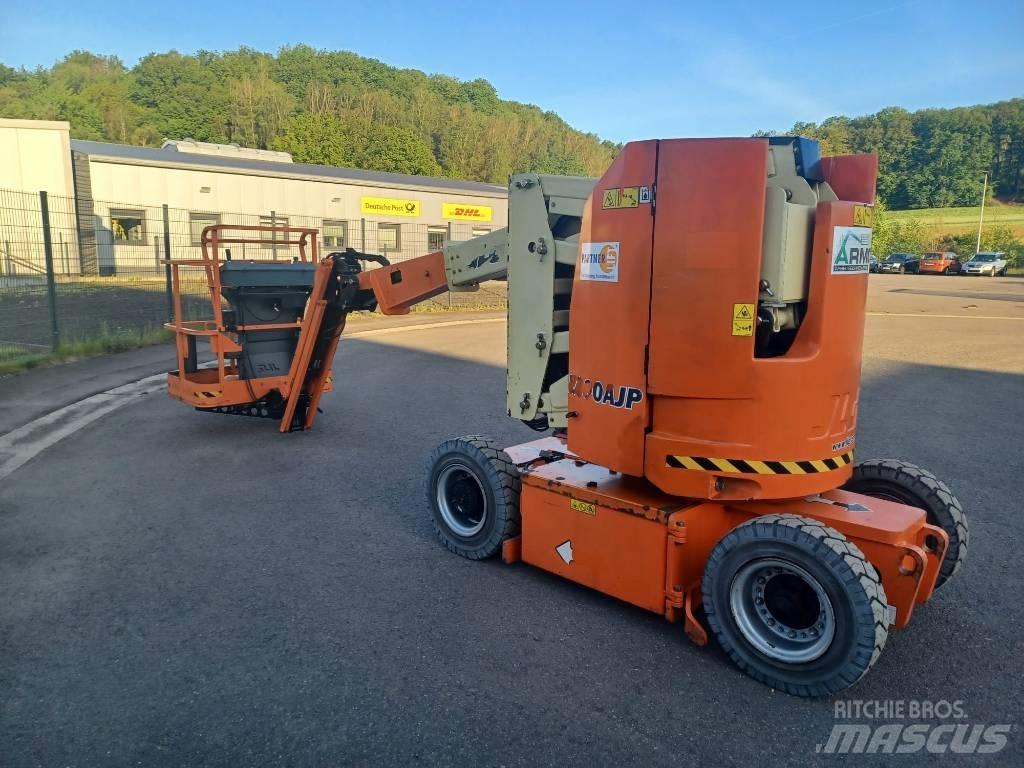 JLG E 300 AJP Gelenkteleskoparbeitsbühnen