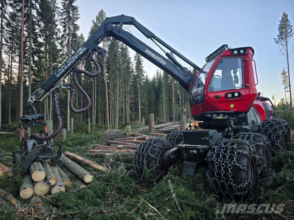 Komatsu 901 Harvester