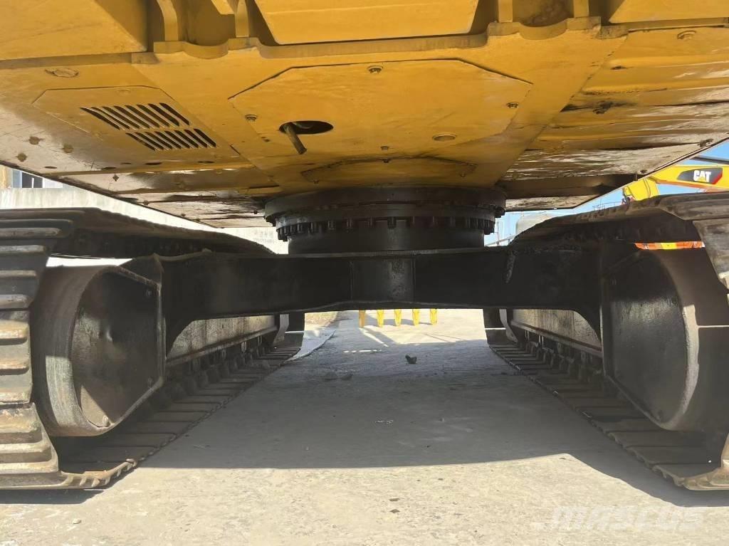 CAT 320 D Raupenbagger