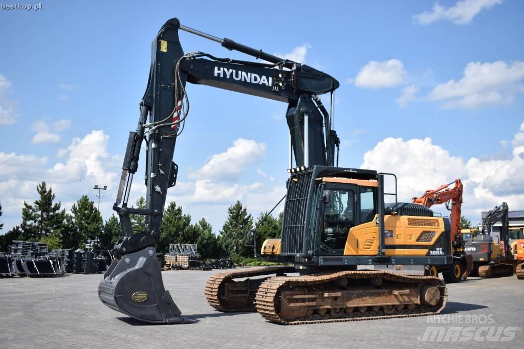 Hyundai HX 300 AL Raupenbagger