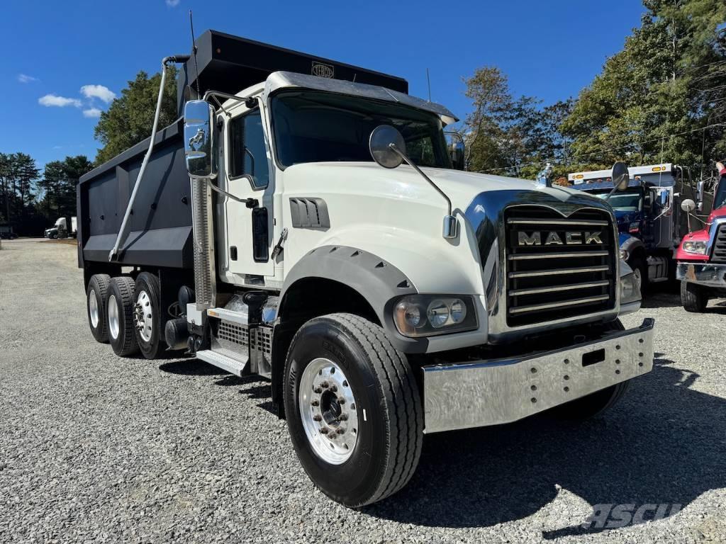 Mack Granite 84FR Kipper