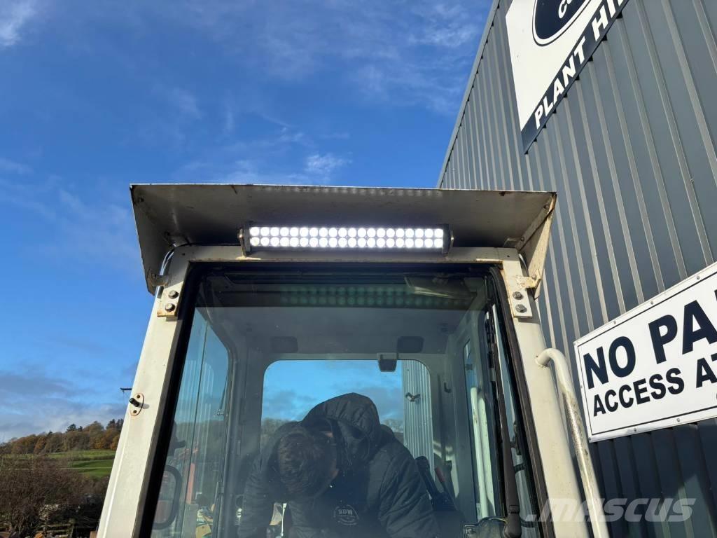 Takeuchi TB 228 Minibagger < 7t