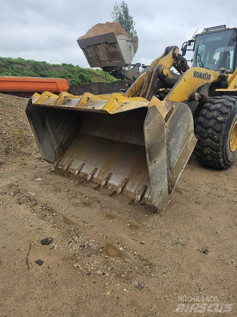 Komatsu WA 470 Radlader