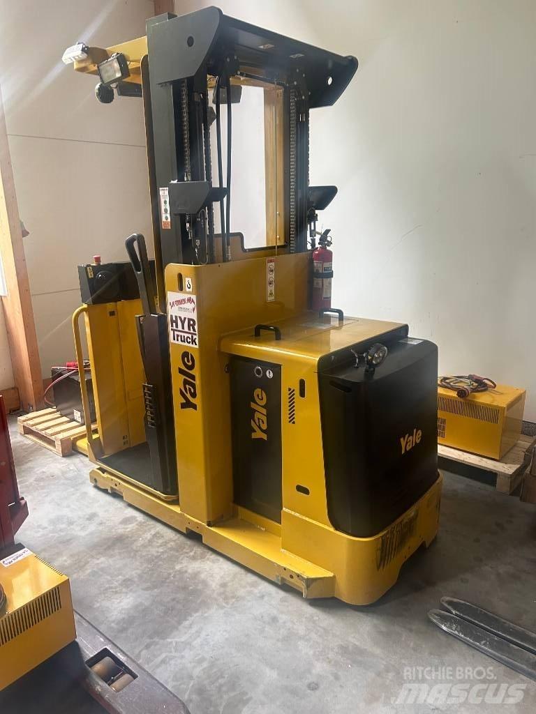 Yale MO10E AC Mittelhub-Kommissionierer