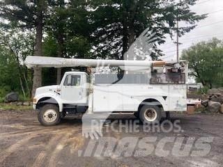 Altec AM855 LKW-Arbeitsbühnen