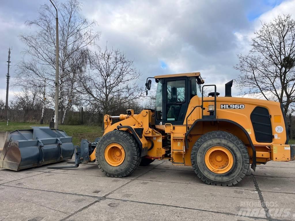 Hyundai HL 960 Radlader