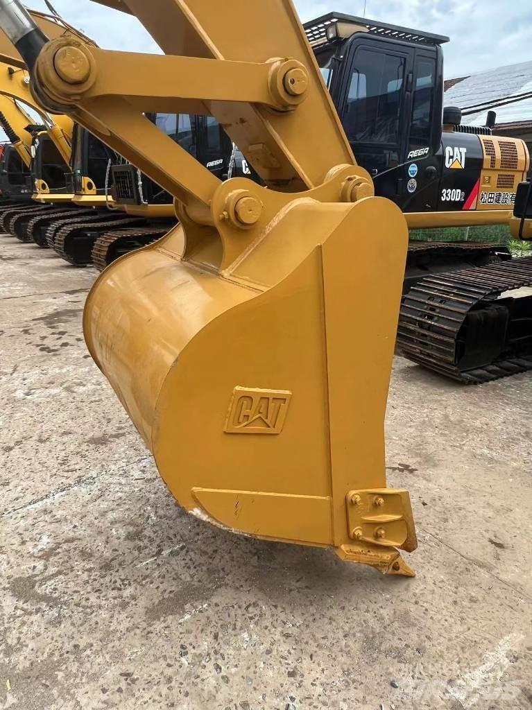 CAT 320 Raupenbagger