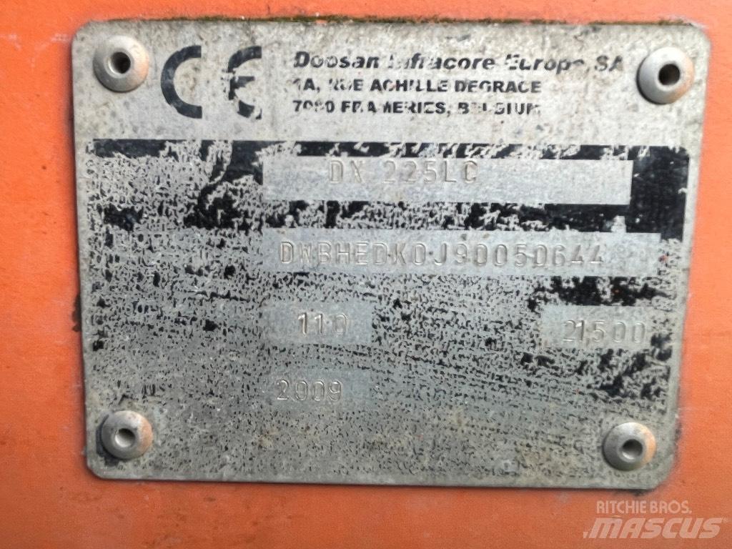 Doosan DX 225 LC Long Reach Bagger