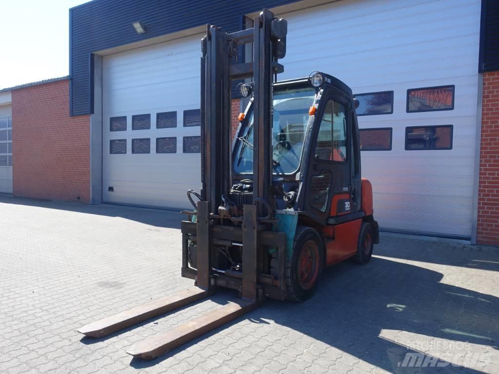 Nissan FGD 02A30Q Diesel heftrucks
