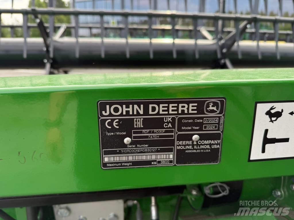 John Deere T 560 i Mähdrescher