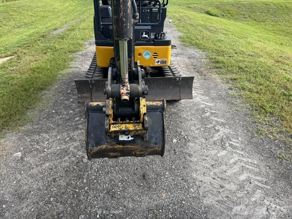 John Deere 17 G Minibagger < 7t