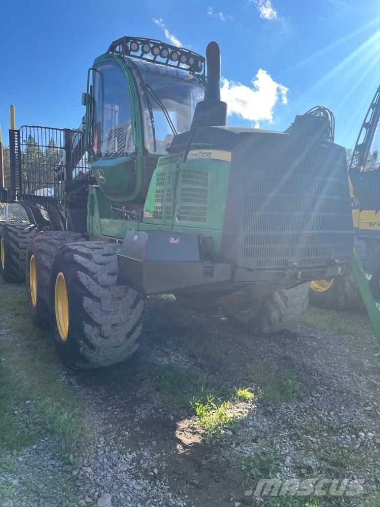 John Deere 1210G Forwarder