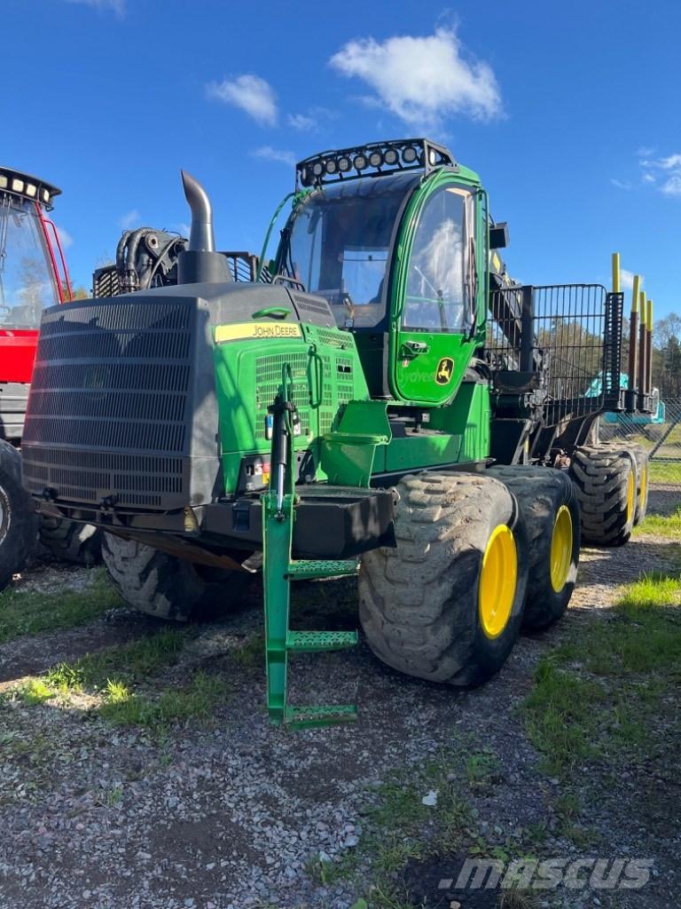 John Deere 1210G Forwarder