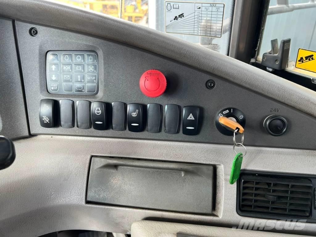 Volvo A35G Dumper - Knickgelenk