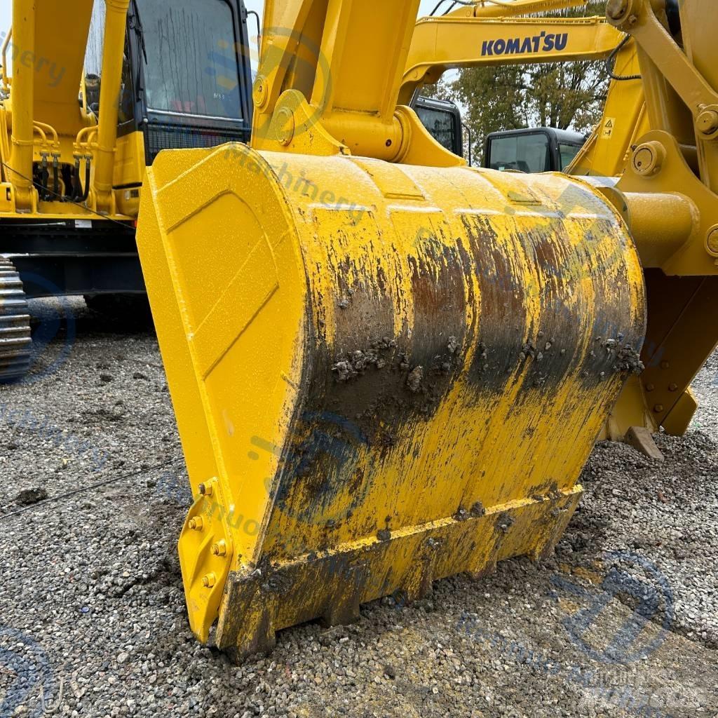 Komatsu PC200-8 Raupenbagger