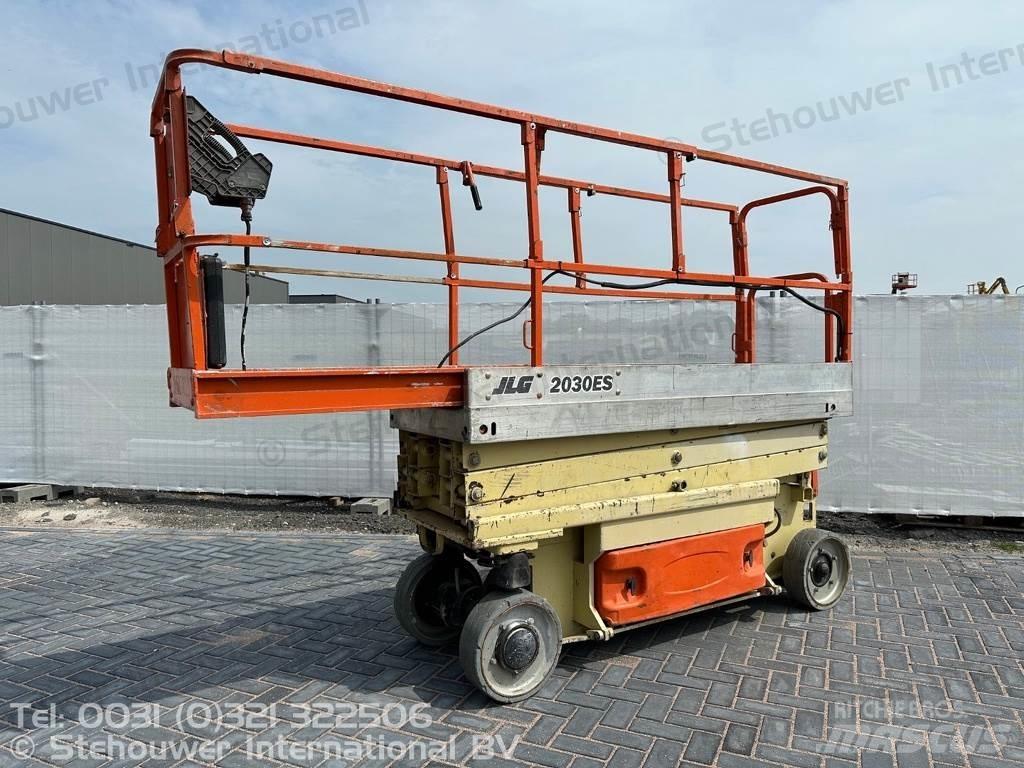 JLG 2030ES Scheren-Arbeitsbühnen