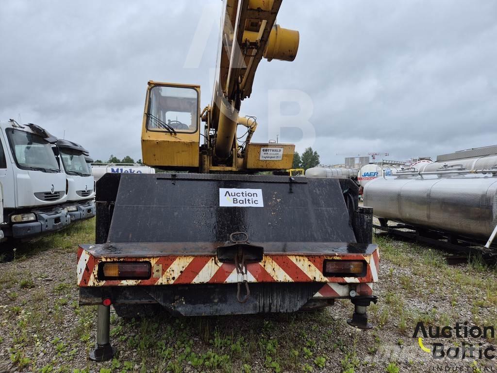 Gottwald AMK 46 Kranwagen