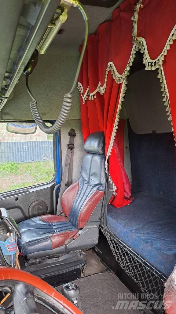 Volvo NH 12 Sattelzugmaschinen