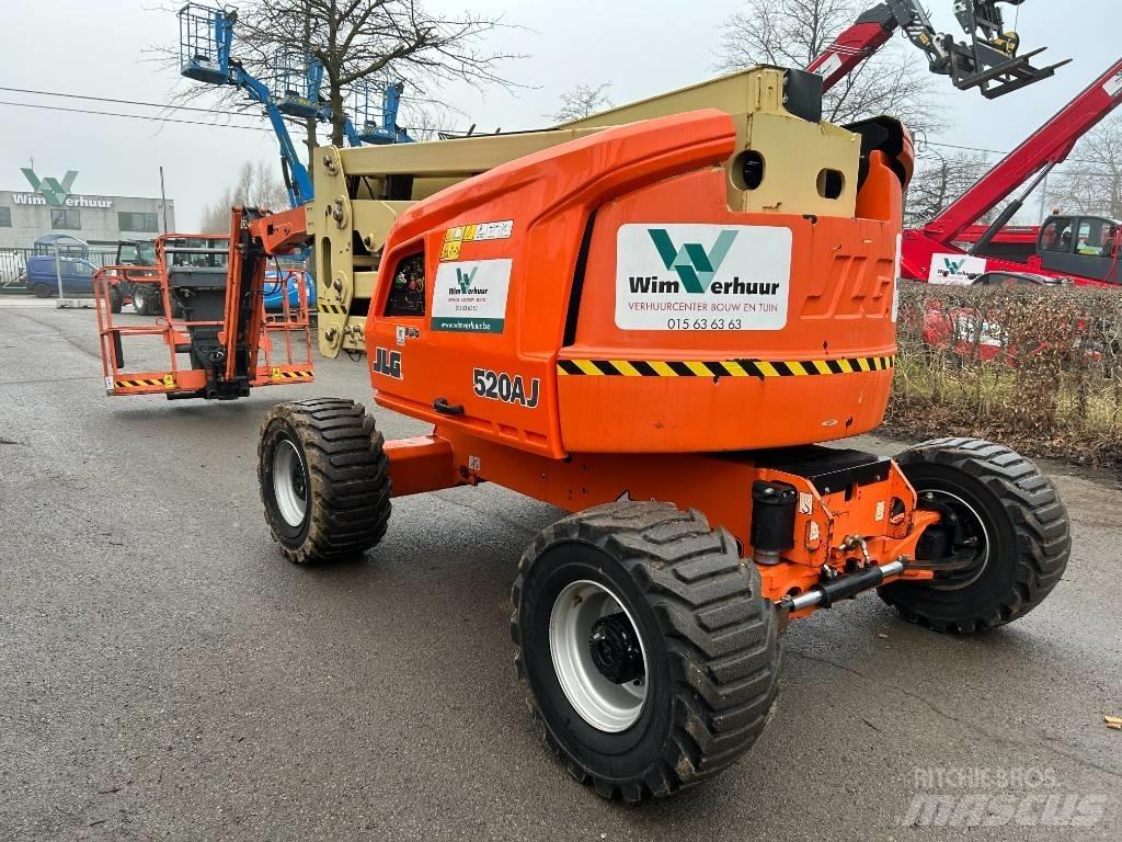 JLG 520 AJ Gelenkteleskoparbeitsbühnen