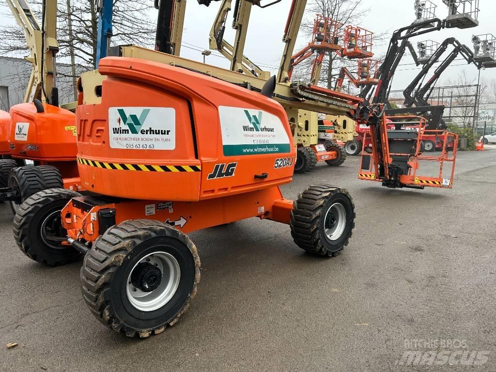 JLG 520 AJ Gelenkteleskoparbeitsbühnen
