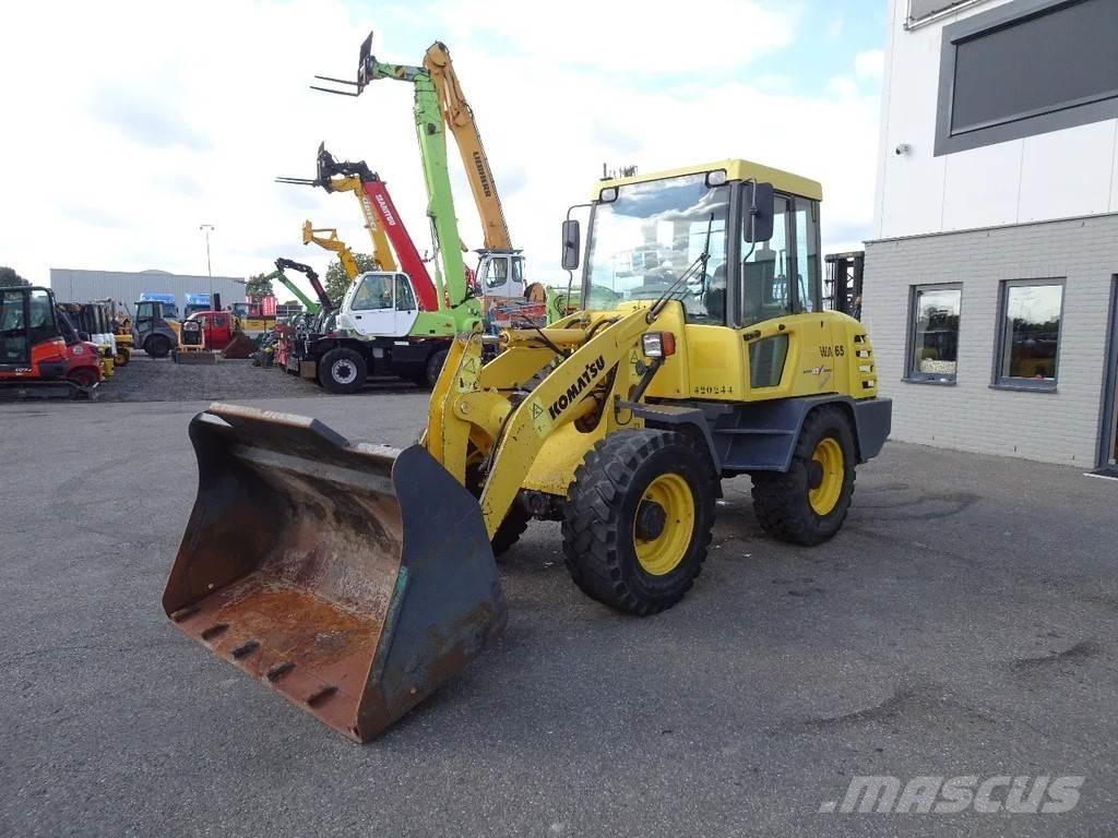 Komatsu WA65-3 Radlader