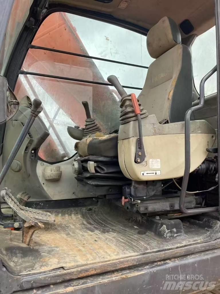 Hitachi ZX 200 Amphibienbagger