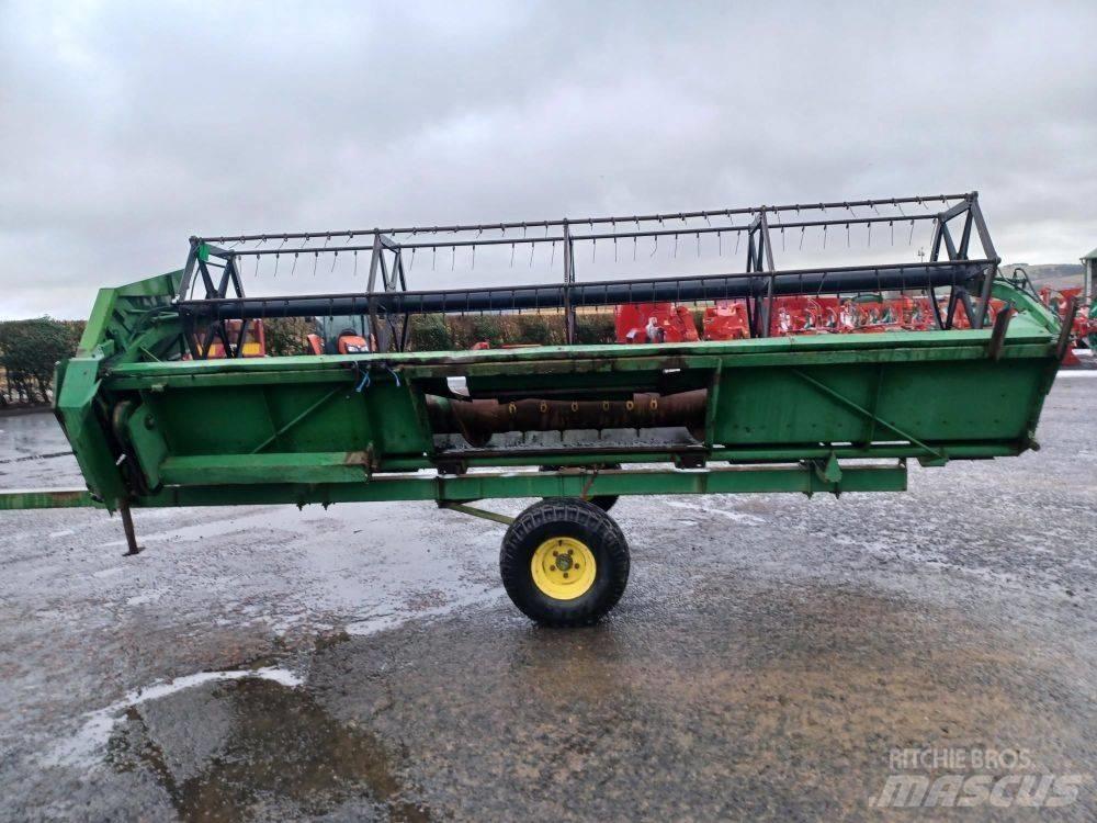 John Deere 1000 Grubber